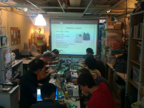 the Arduino introduction workshop at DSL for Arduino Day 2014